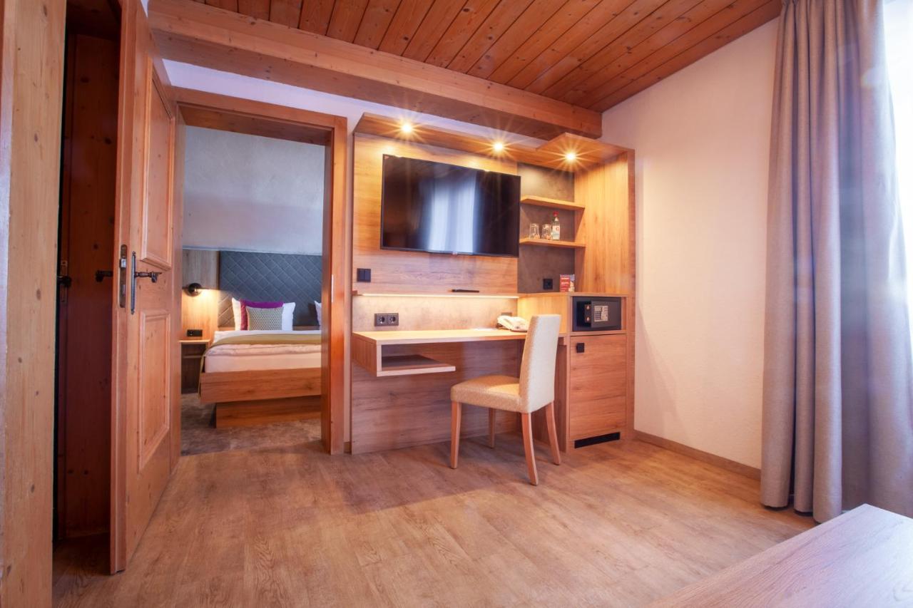 Hotel Bergruh Фюссен Экстерьер фото