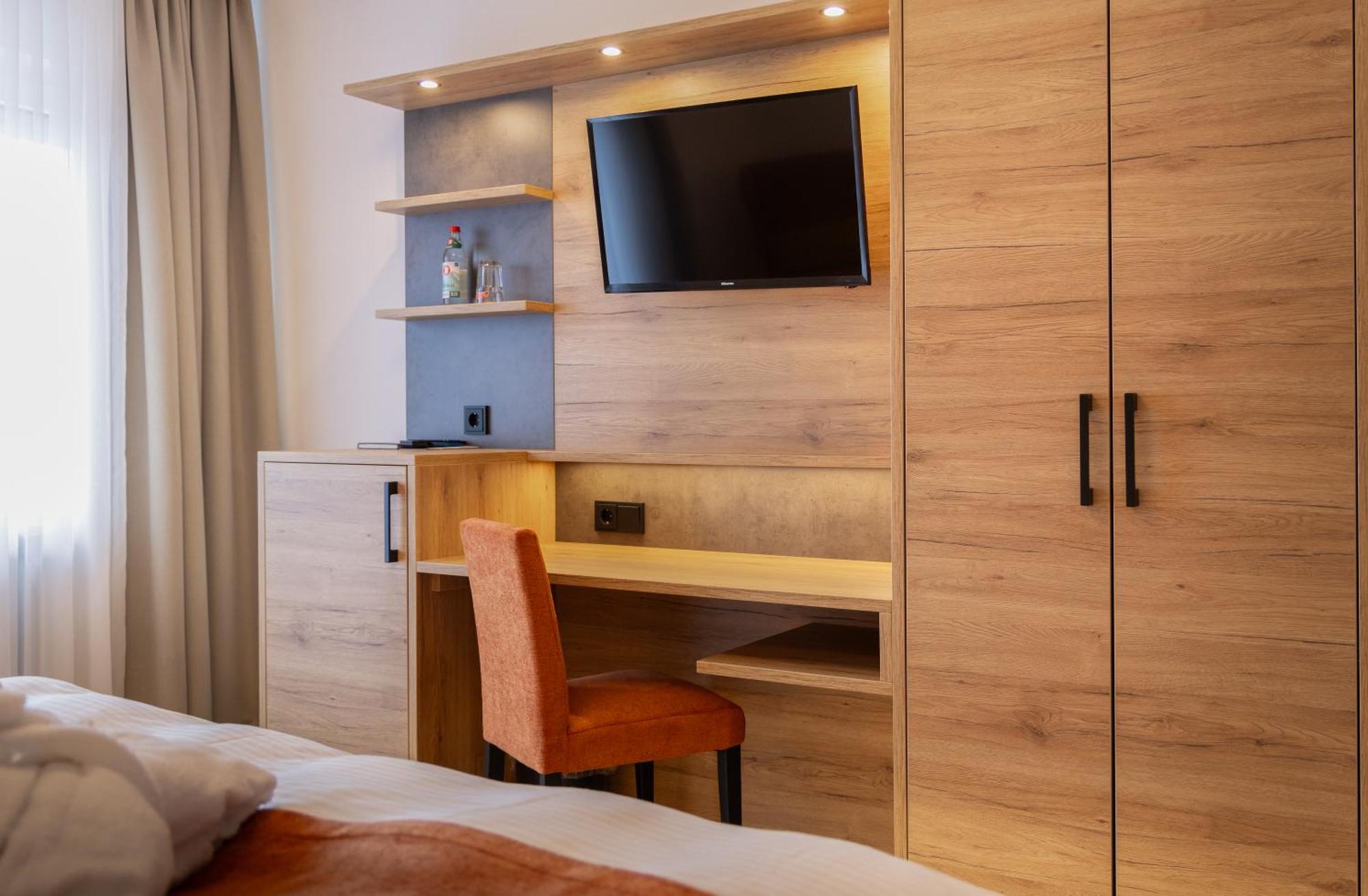 Hotel Bergruh Фюссен Экстерьер фото